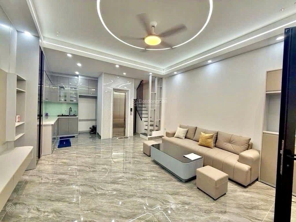 Bán nhà mặt phố kim mã, ba đình, lô góc, 6 tầng thang máy, vỉa hè 5m, kinh doanh. giá 27 tỷ