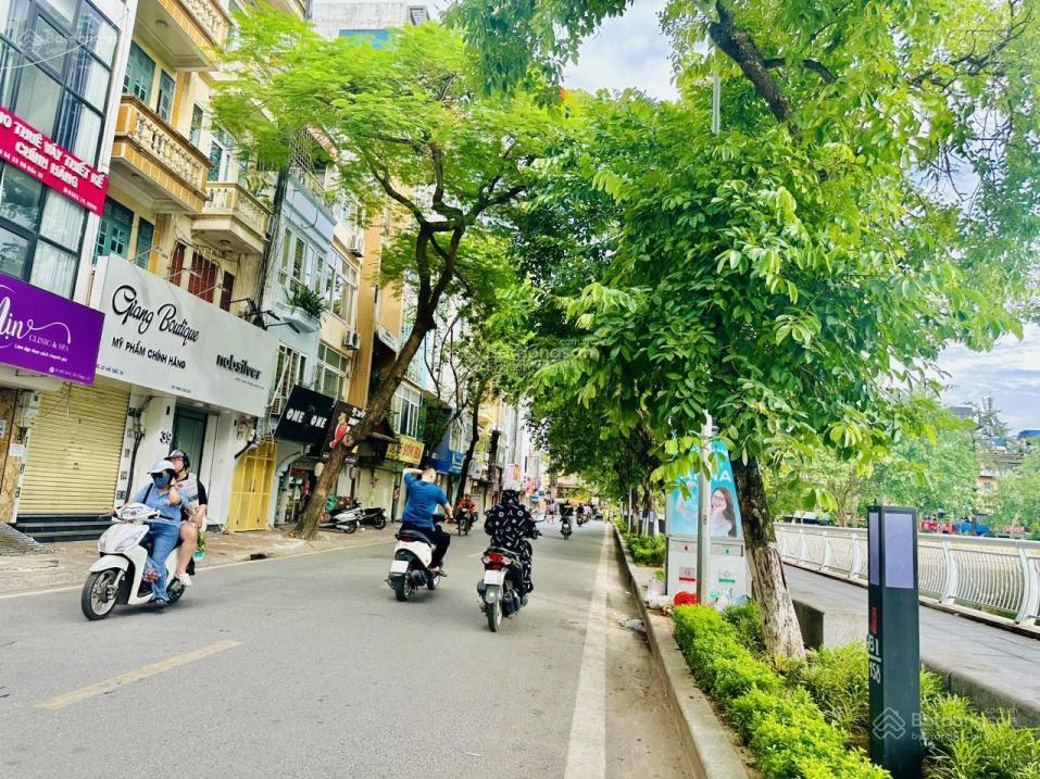 Bán nhà mặt phố trúc bạch, view hồ, ô tô tránh, lô góc 2 mặt phố, hiếm nhà bán. giá 45 tỷ