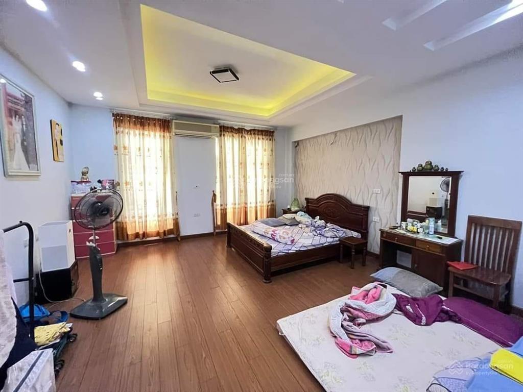 Bán nhà mặt ngõ phố lý nam đế, hoàn kiếm, khu phân lô, ô tô đỗ cửa, nhà gần phố. giá 19.8 tỷ