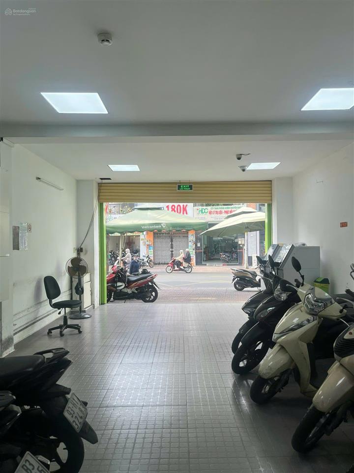 Hàng hiếm duy nhất! bán nhà mt lê văn sỹ vietcombank thuê 161tr/th, hđ 5năm tn 2 tỷ/n. gía 63 tỷ