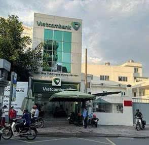 Hàng hiếm duy nhất! bán nhà mt lê văn sỹ vietcombank thuê 161tr/th, hđ 5năm tn 2 tỷ/n. gía 63 tỷ