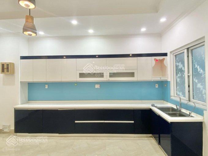 Bán nhà phố cityland garden hills, ngay siêu thị emart, 1 trệt 3 lầu giá 21 tỷ 900