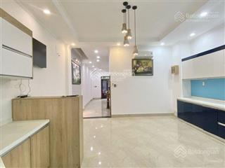 Bán nhà phố cityland garden hills, ngay siêu thị emart, 1 trệt 3 lầu giá 21 tỷ 900