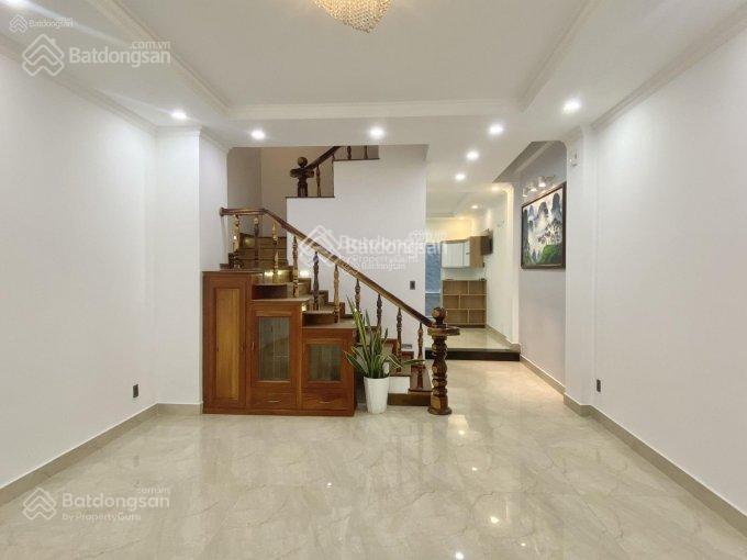 Bán nhà phố cityland garden hills, ngay siêu thị emart, 1 trệt 3 lầu giá 21 tỷ 900