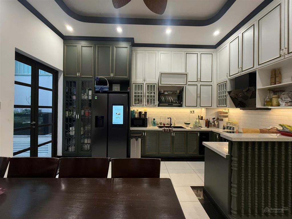 Nhà phố cityland park hills, hoàn thiện có thang máy, 100m² giá 22 tỷ