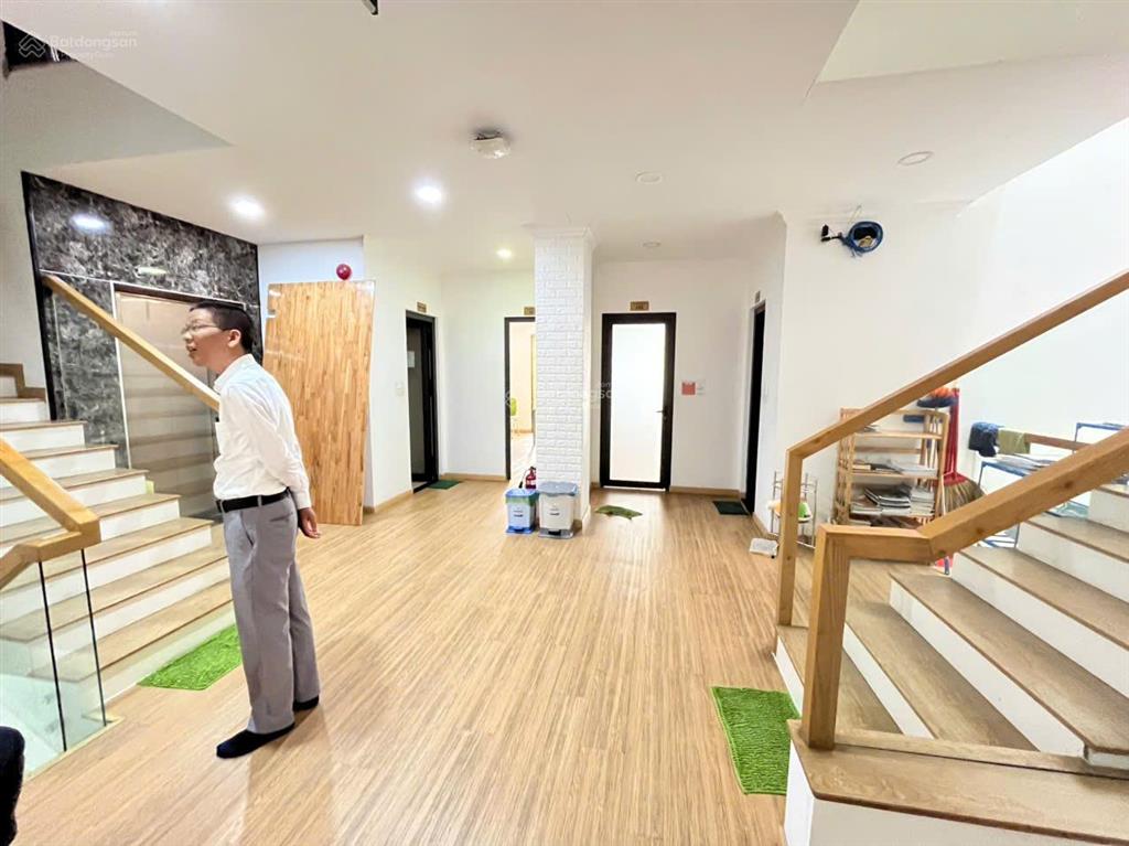 Nhà phố cityland park hills, hoàn thiện có thang máy, 100m² giá 22 tỷ