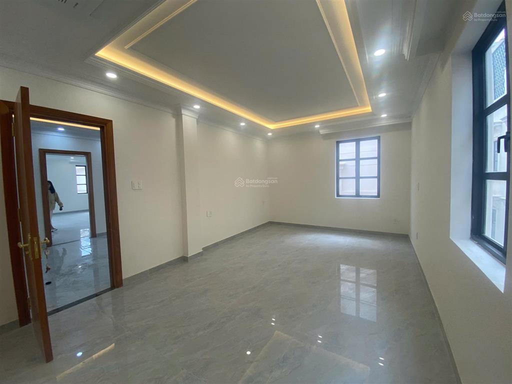 Căn góc 2 mặt tiền cityland park hill, ngang ~8m có thang máy, hợp đồng thuê 75tr/th