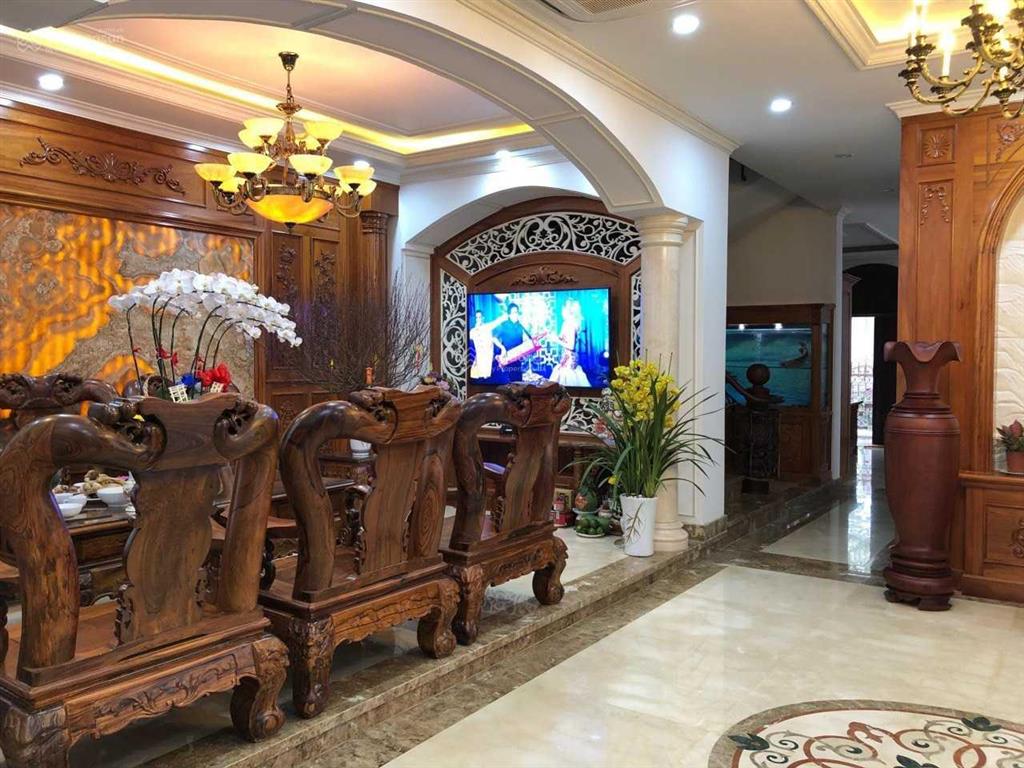 Cần bán gấp căn nhà liền kề cityland phường 5, 6x21m = 126m2 full nội thất cao cấp, giá 28 tỷ