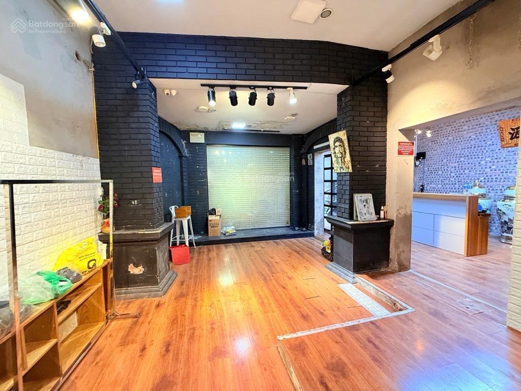 Sở hữu ngay nhà phố cổ lò đúc giá đón xuân chỉ 24.5 tỷ 89m 2 tầng mặt tiền quyền lực 9m ô tô vào