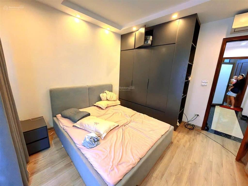 Nhà minh bán siêu diện tích 115m2 phố nguyễn văn linh mt 4.7m ô tô tránh giá bay nhanh 22 tỷ