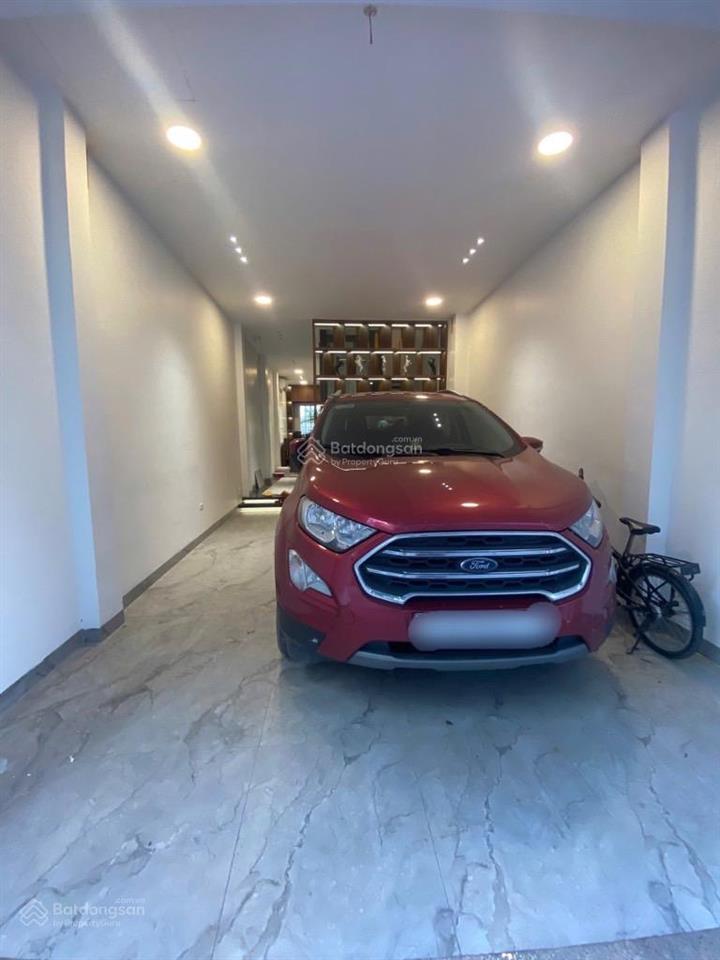 Nhà mình bán nhà phố nguyễn văn linh 54m 5 tầng ô tô tránh giá 12.4 tỷ long biên