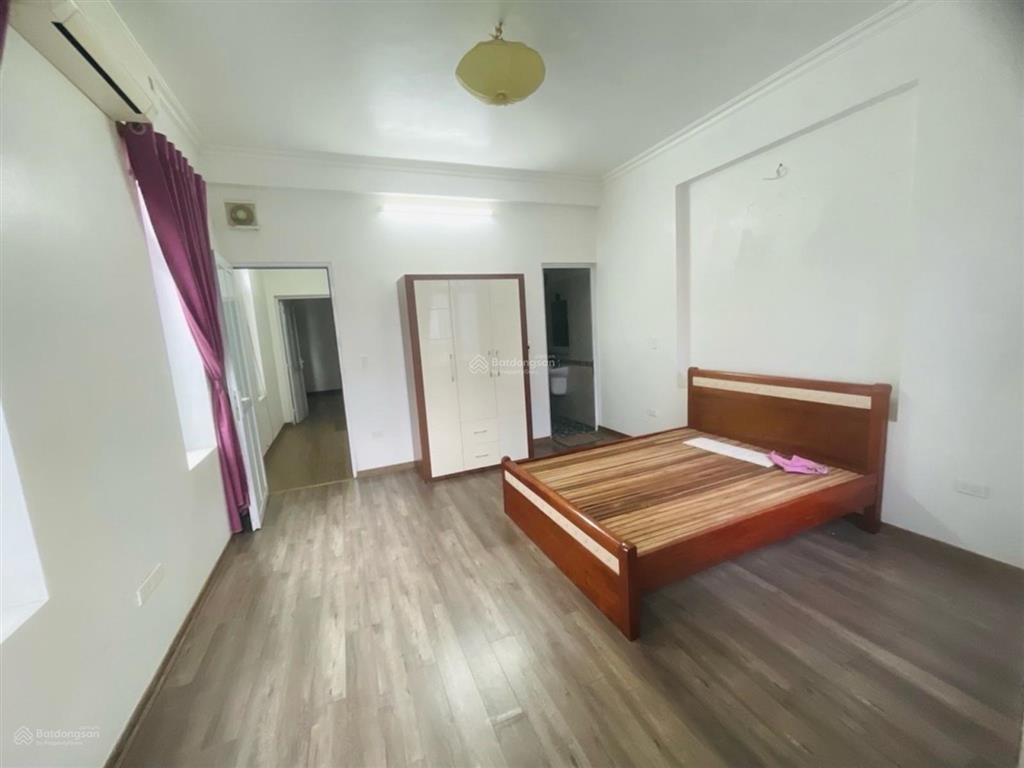 Nhà mình bán tại nguyễn khoái 45m2 5 tầng mặt tiền 4m, giá chỉ 9.95 tỷ ngõ ô tô cực chất hoàng mai