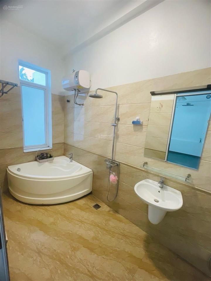 Nhà mình bán tại nguyễn khoái 45m2 5 tầng mặt tiền 4m, giá chỉ 9.95 tỷ ngõ ô tô cực chất hoàng mai