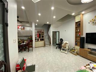 Chỉ 13.2 tỷ có ngay nhà phốtrần khát chân 65m 5 tầng mặttiền 4.5m thông số lý tưởng,lô góc cực hiếm