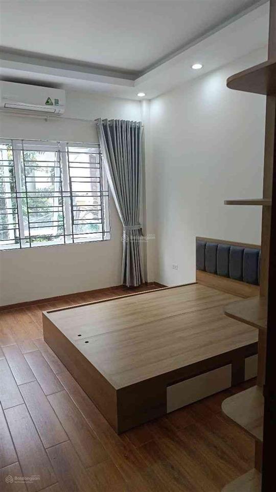 Chỉ 25.9 tỷ sở hữu ngay nhà phố hoàng quốc việt 45m 5 tầng mặt tiền 4.2m ô tô tránh giá bay nhanh