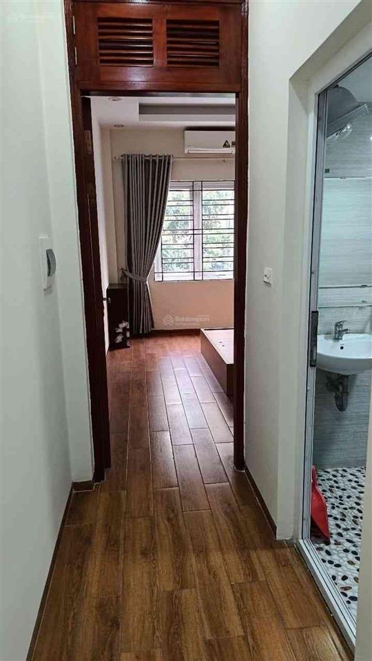 Chỉ 25.9 tỷ sở hữu ngay nhà phố hoàng quốc việt 45m 5 tầng mặt tiền 4.2m ô tô tránh giá bay nhanh