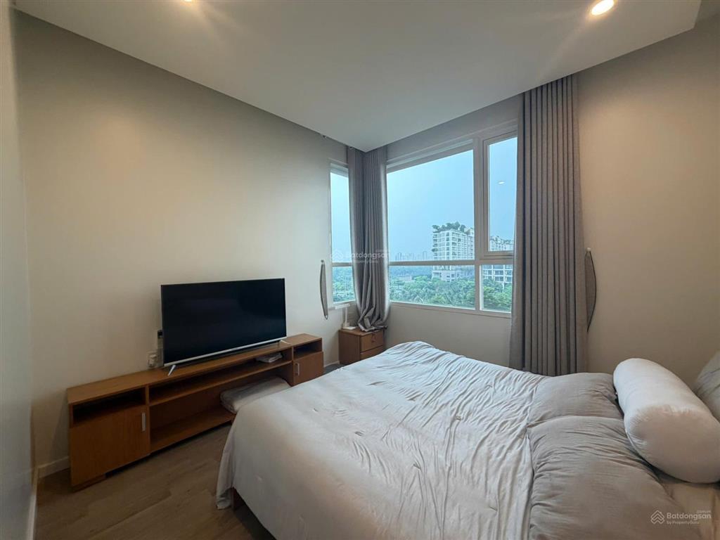 Cho thuê căn góc 2pn sarimi sala  view công viên giá 33 triệu/tháng bao thuế