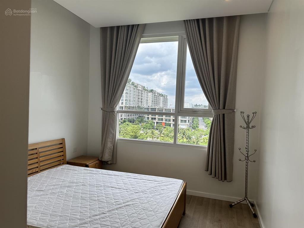 Cho thuê căn góc 2pn sarimi sala  view công viên giá 33 triệu/tháng bao thuế