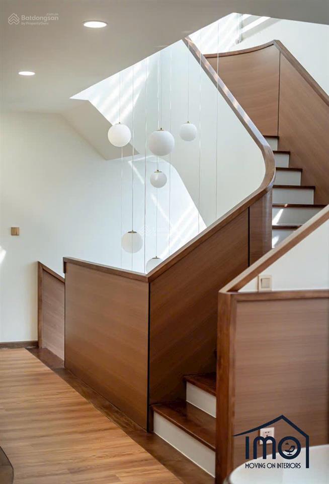 Cho thuê biệt thự sân vườn hồ bơi cao cấp quận 9  chỉ 105 triệu  full nt