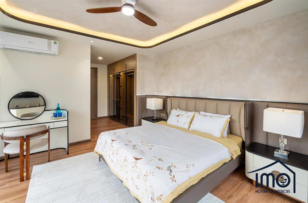 Cho thuê biệt thự sân vườn hồ bơi cao cấp quận 9  chỉ 105 triệu  full nt