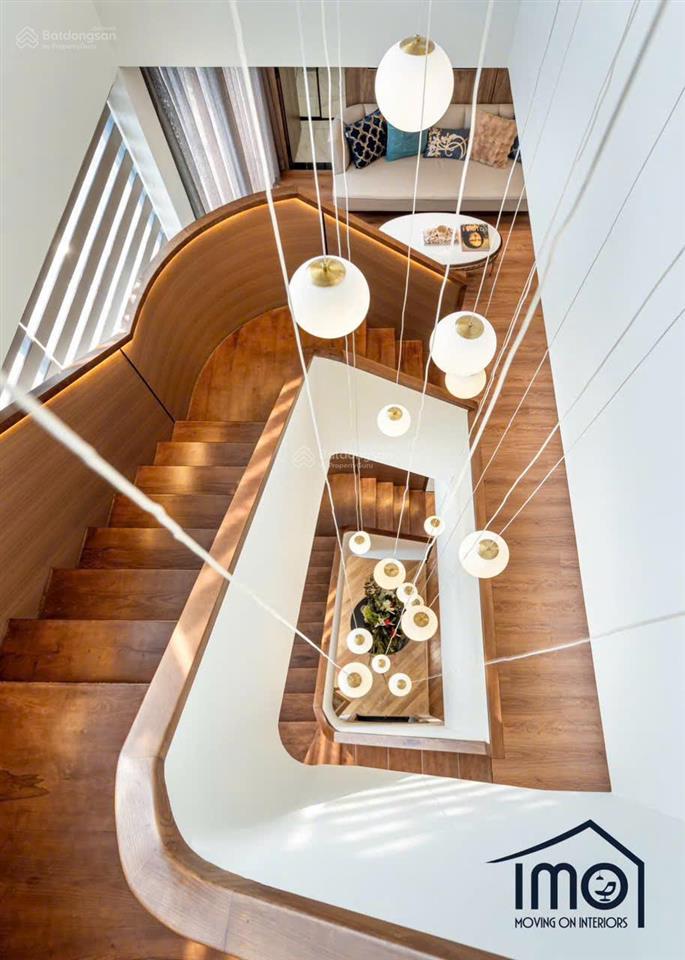 Cho thuê biệt thự sân vườn hồ bơi cao cấp quận 9  chỉ 105 triệu  full nt