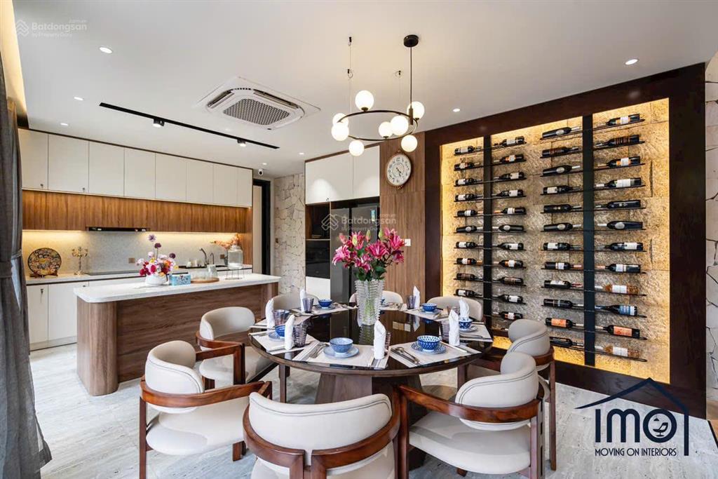 Cho thuê biệt thự sân vườn hồ bơi cao cấp quận 9  chỉ 105 triệu  full nt