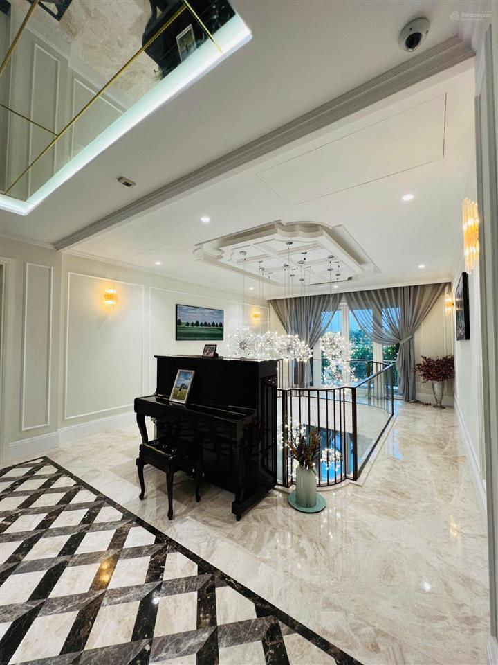 Cần bán biệt thự saroma sala dt  550m2 giá 460 tỷ đã hoàn thiện đẹp