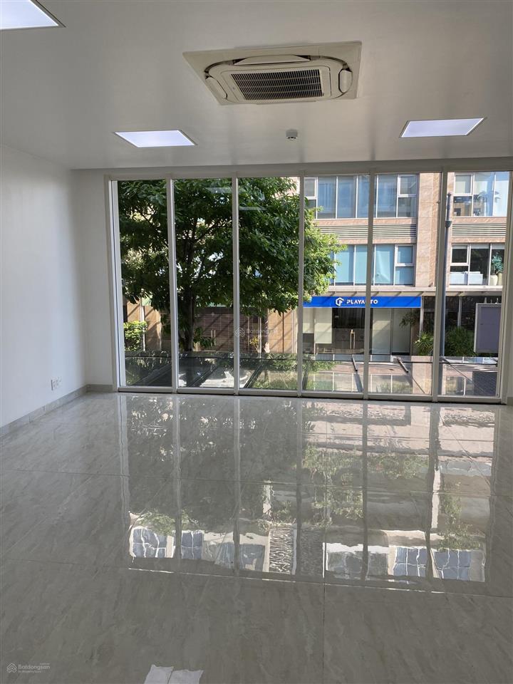 Cho thuê mặt bằng sala 1 trệt 1 lầu có dtsd 200m2 giá 75 triệu nhà hoàn thiện đẹp