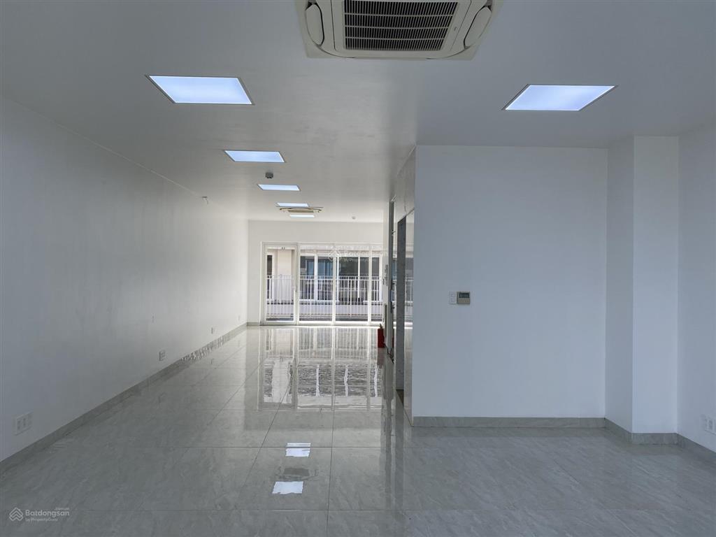 Cho thuê mặt bằng sala 1 trệt 1 lầu có dtsd 200m2 giá 75 triệu nhà hoàn thiện đẹp