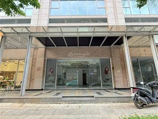 Cho thuê shophouse sarina  kđtsala dtsd  230m2 giá 90 triệu/tháng  đã hoàn thiện