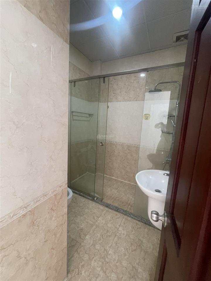 Cho thuê phòng trần lựu để ở hoặc làm văn phòng ok.