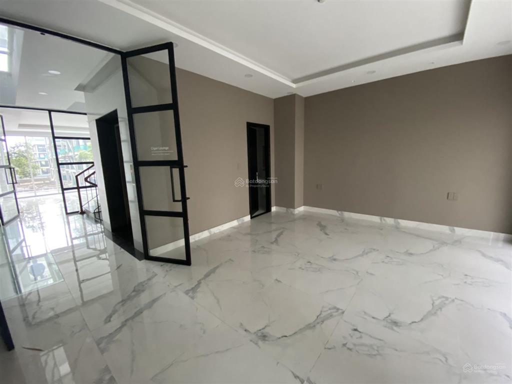 Nhà phố saritown sala cho thuê 110tr/tháng  hoàn thiện đẹp