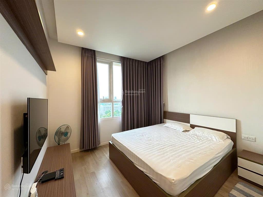 Bán căn góc sarimi 2pn  92m2 view công viên sala giá 18 tỷ