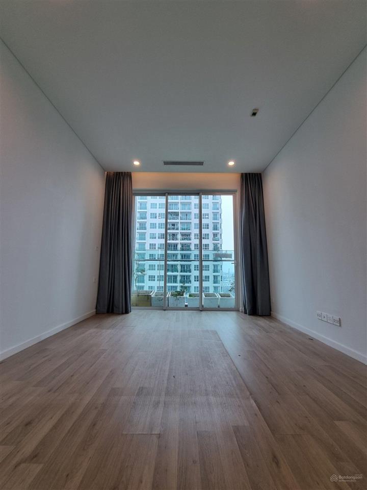 Bán căn sadora 3pn tháp b  120m2 giá 18 tỷ all in