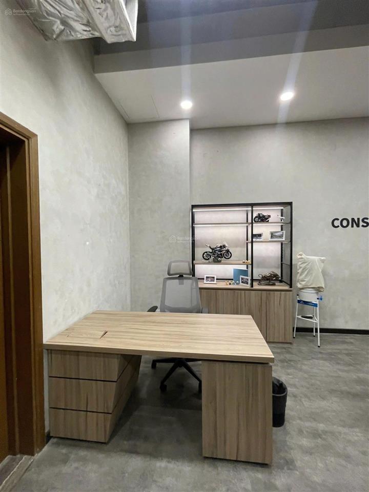 Cho thuê shop sarica sala mặt đường lớn  dtsd 280m² giá 120 triệu