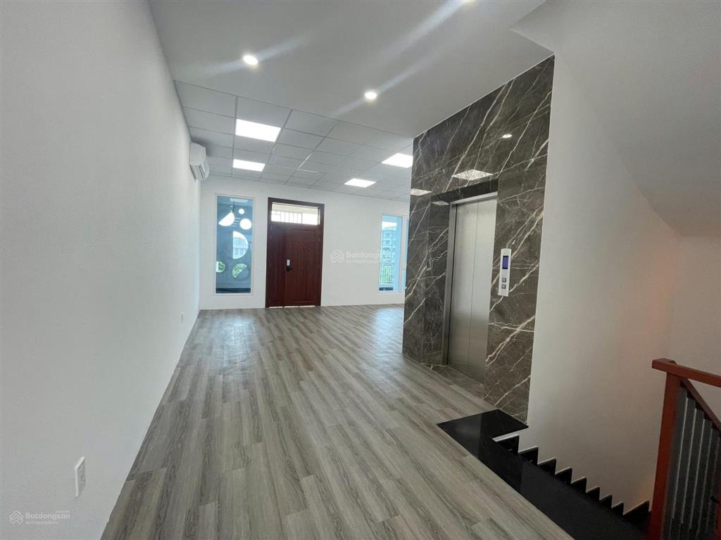Cho thuê shophouse lakeview thủ thiêm 550m² giá 150 triệu/tháng
