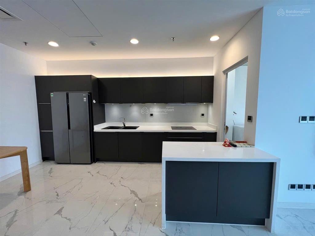 Cho thuê căn hộ sarina 3pn  127m²  full nội thất giá 45 triệu/tháng