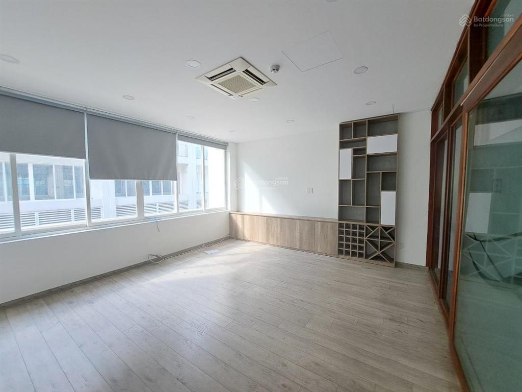 Cho thuê nhà phố sala saritown 110tr/tháng. 500m2 sử dụng