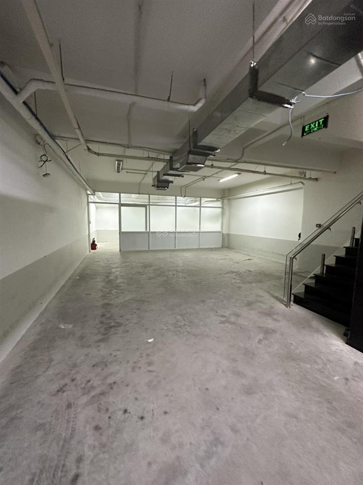 Hot!!  cho thuê căn nhà phố nguyễn cơ thạch sala  gần thisomall dtsd  700m2 giá 220 triệu