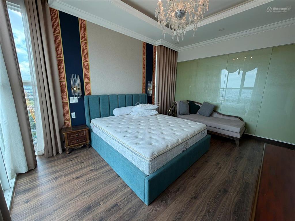Bán căn duplex sala dt 210m2 giá bán 37 tỷ  hoàn thiện 5pn đẹp view landmark 81