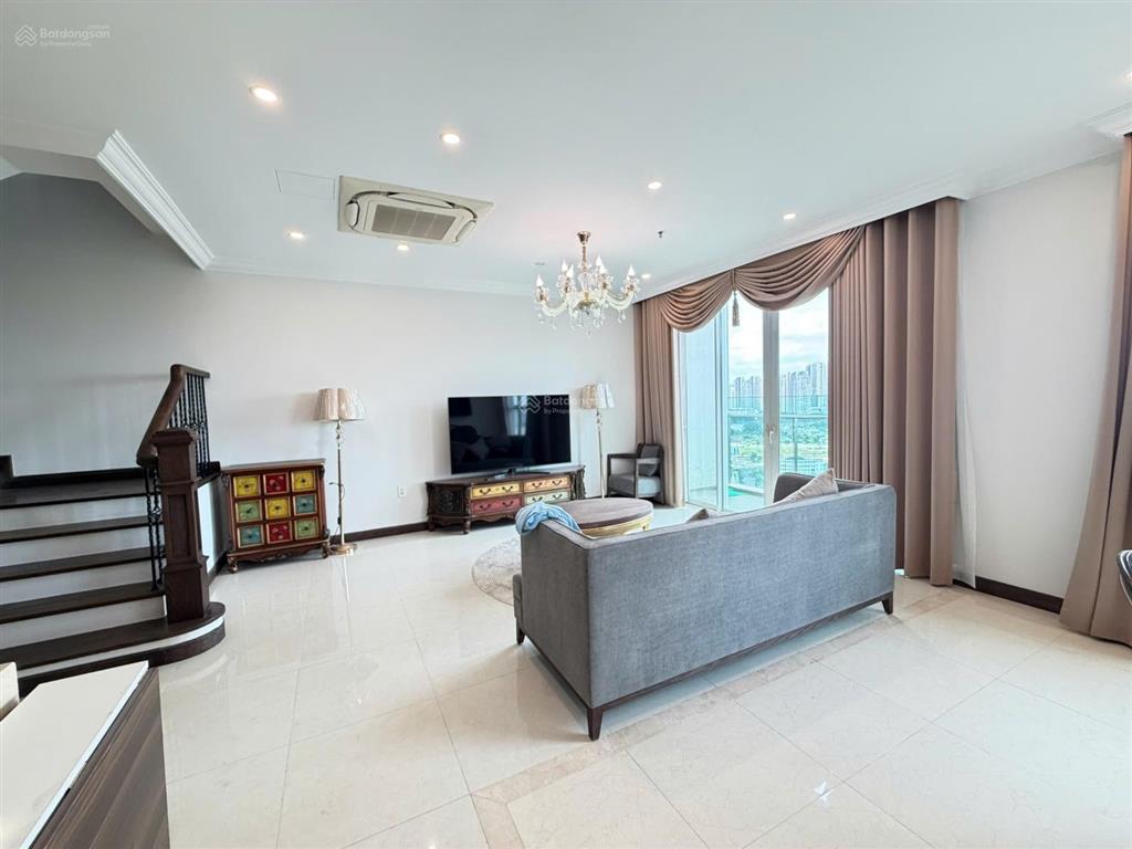 Bán căn duplex sala dt 210m2 giá bán 37 tỷ  hoàn thiện 5pn đẹp view landmark 81