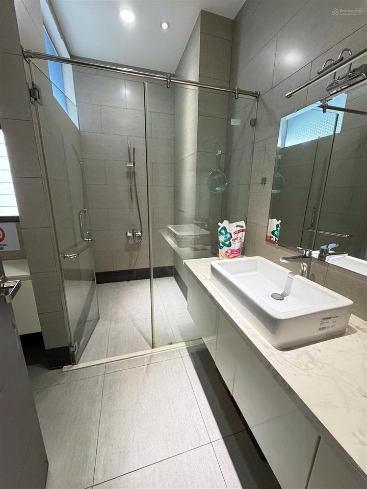 Cho thuê căn hộ lakeview ii thủ thiêm 3pn  96m2 giá 33 triệu/tháng  full nội thất