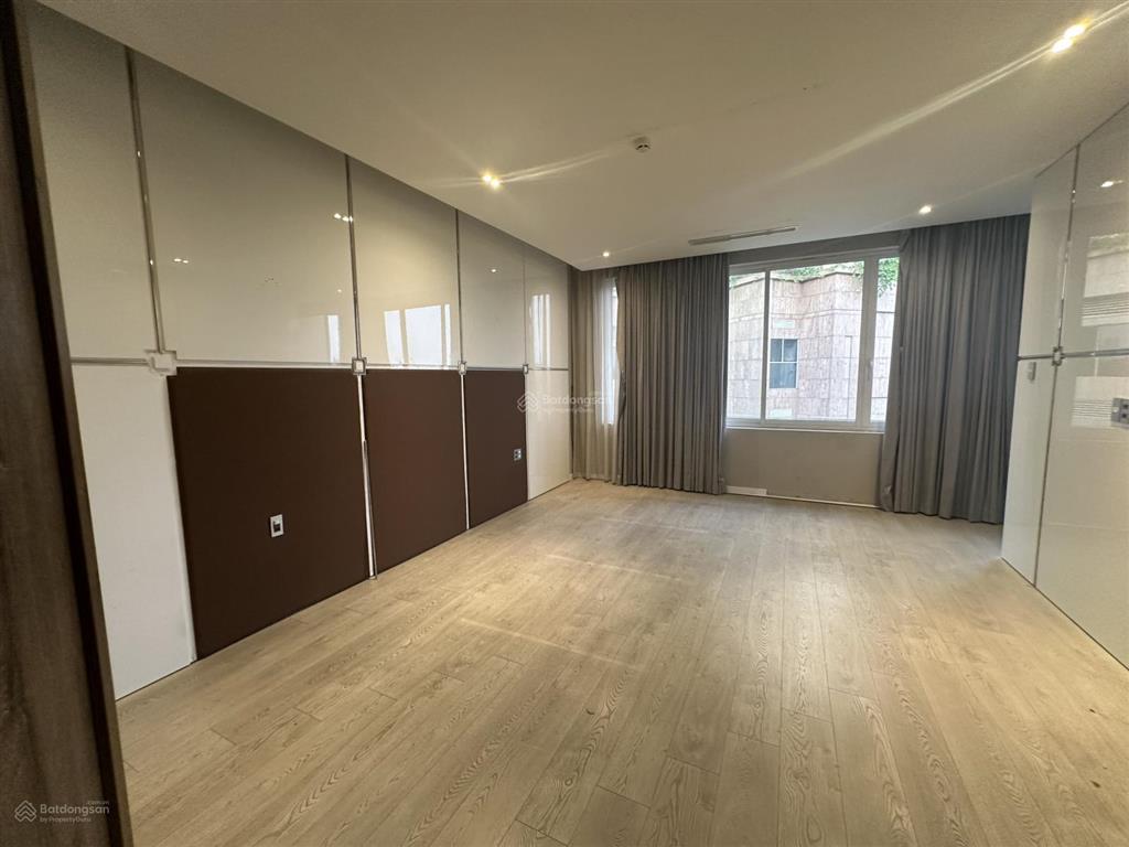 Bán nhà phố nguyễn cơ thạch khu đô thị sala sổ sẵn giá 165 tỷ