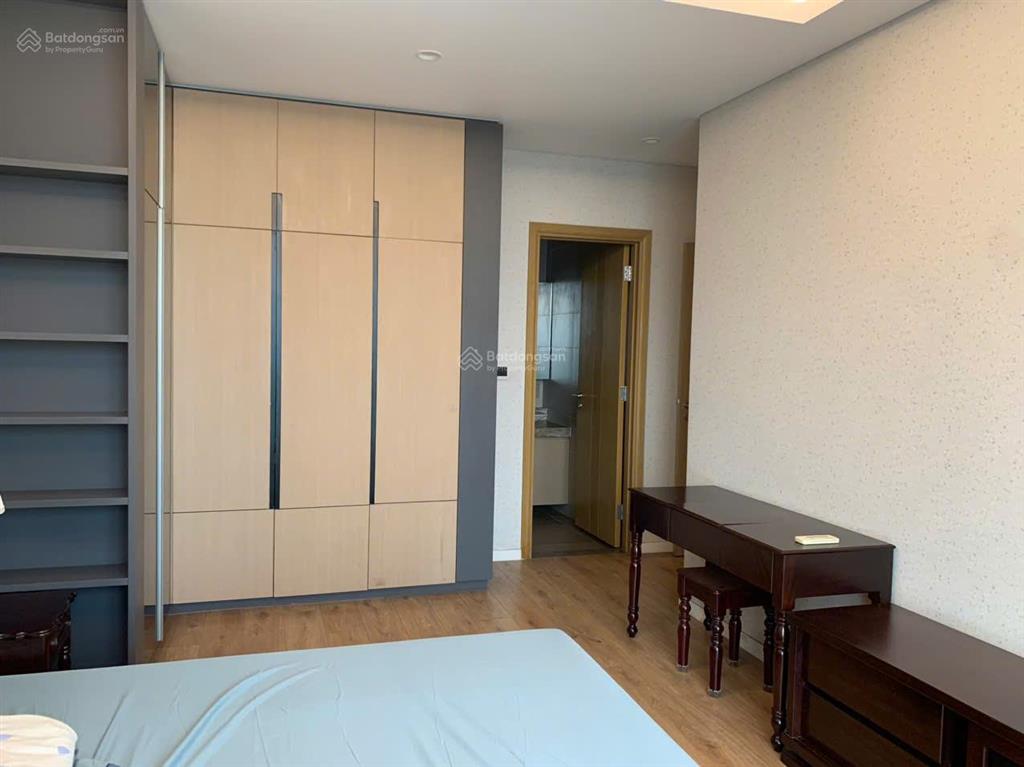 Cho thuê căn hộ sarina 3pn  127m²  full nội thất giá 45 triệu/tháng
