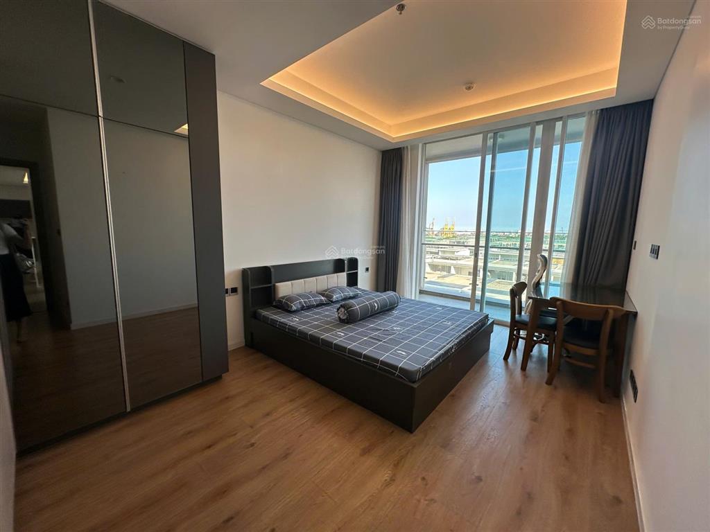 Bán căn góc sarina 3pn tầng 8 view sông  127m2 giá 24 tỷ  đã có sổ