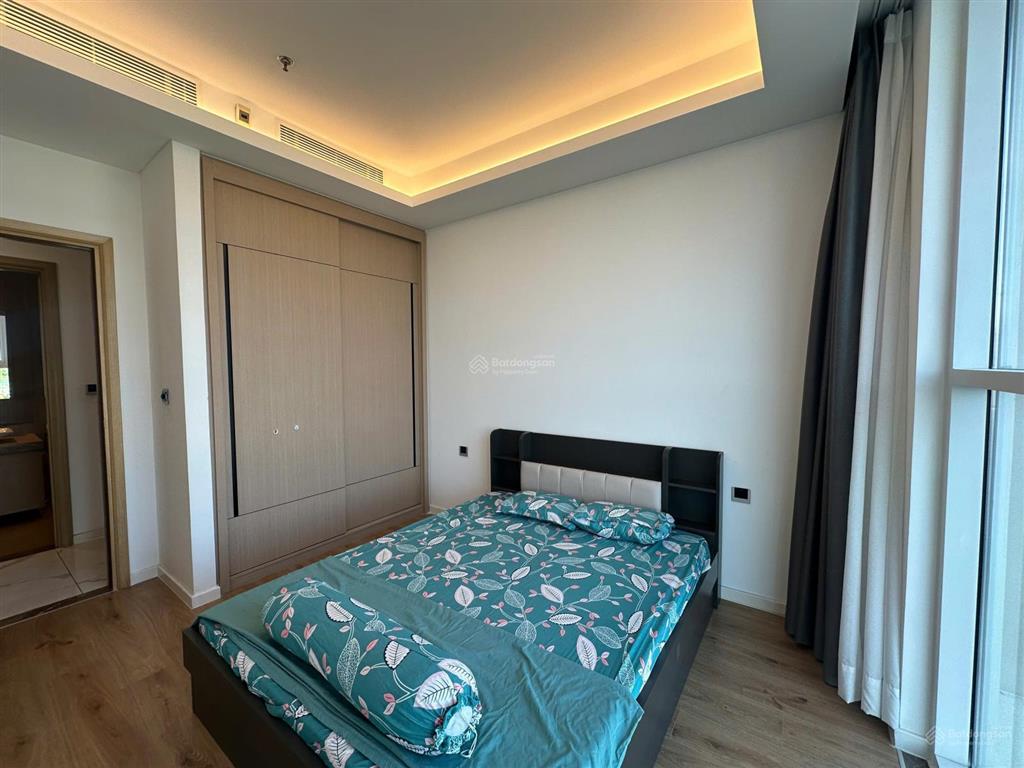 Bán căn góc sarina 3pn tầng 8 view sông  127m2 giá 24 tỷ  đã có sổ