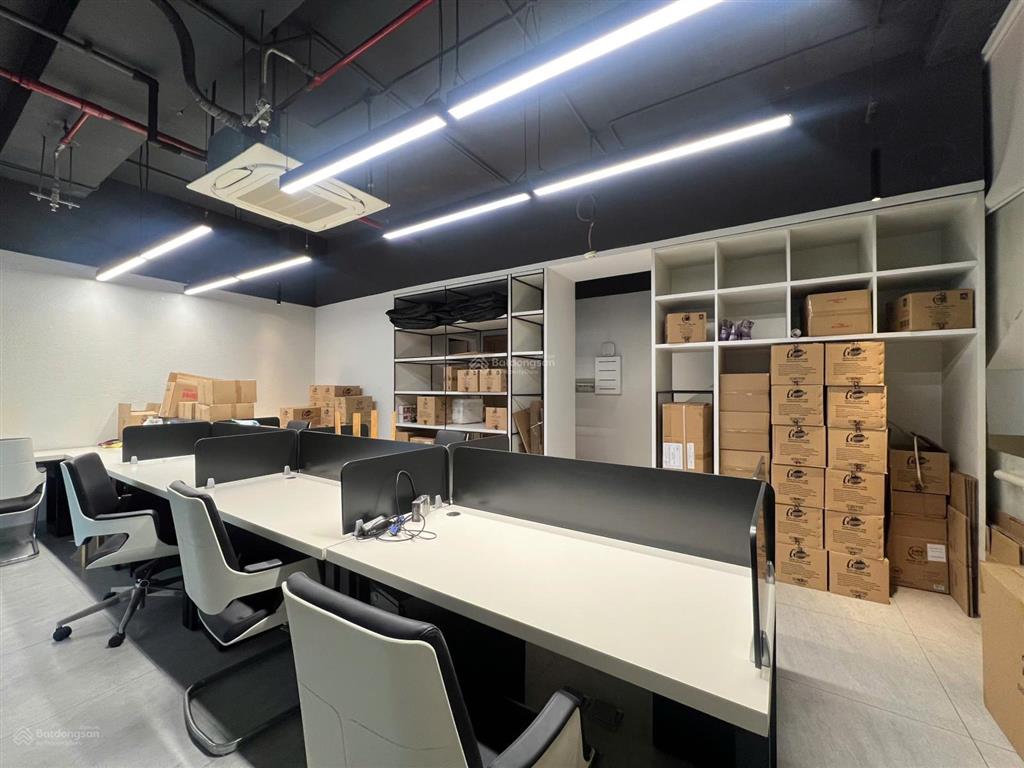 Cho thuê căn góc shop sarina sala  giá chỉ 95 triệu/tháng