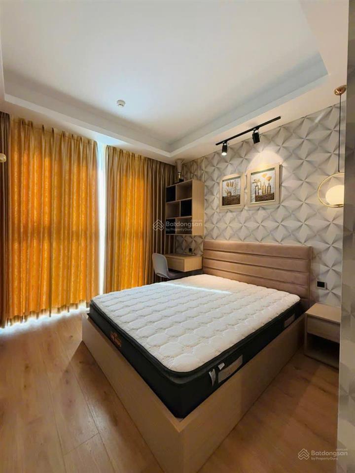 Cho thuê căn góc sarina sala 3pn  127m2  2 ban công  full nội thất giá 45 triệu/tháng