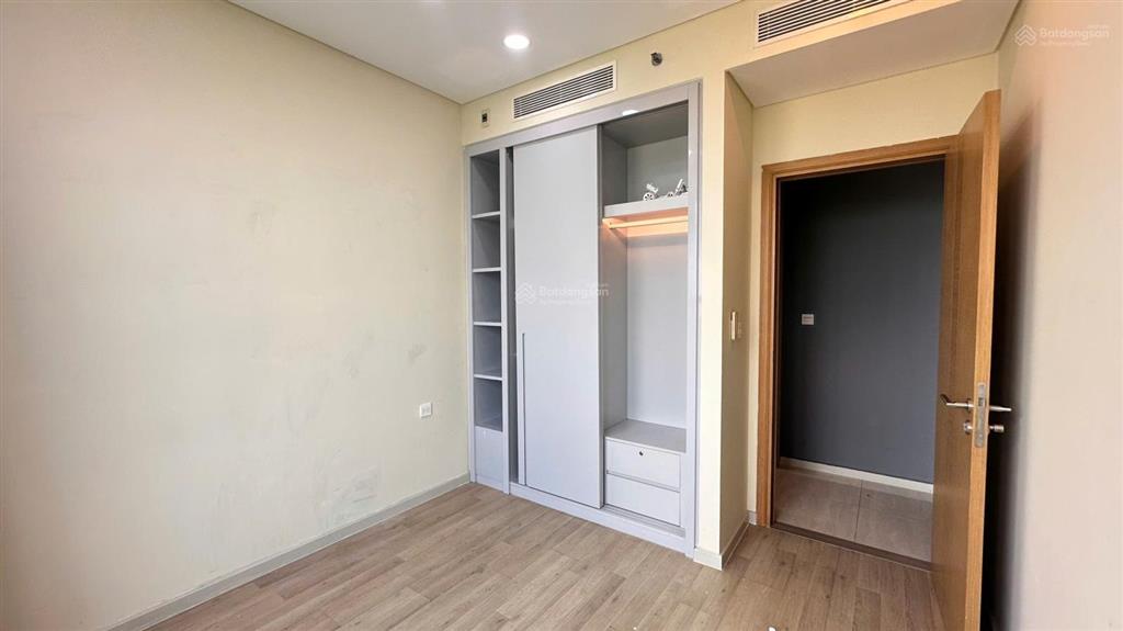 Cho thuê căn góc sadora sala 3pn  113m2 giá 29 triệu  ntcb