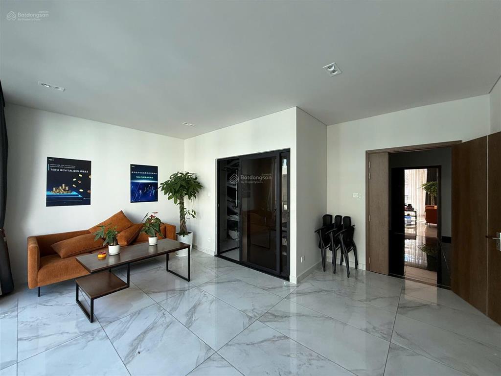 Cho thuê nhà phố mặt tiền b2 khu sala giá 120 triệu bao thuế  nhà đẹp